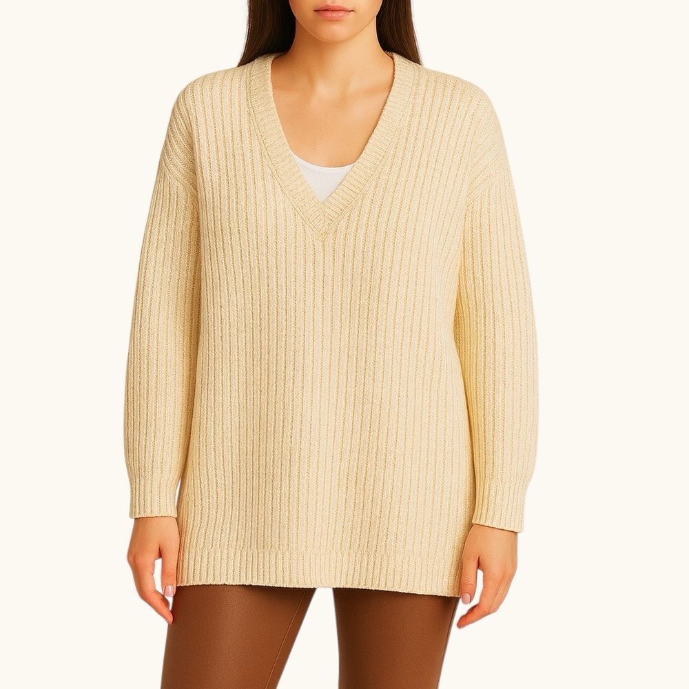 Classiques Merino Wool Blend Textured V-Neck Oversized Sweater Cream Gold Medium